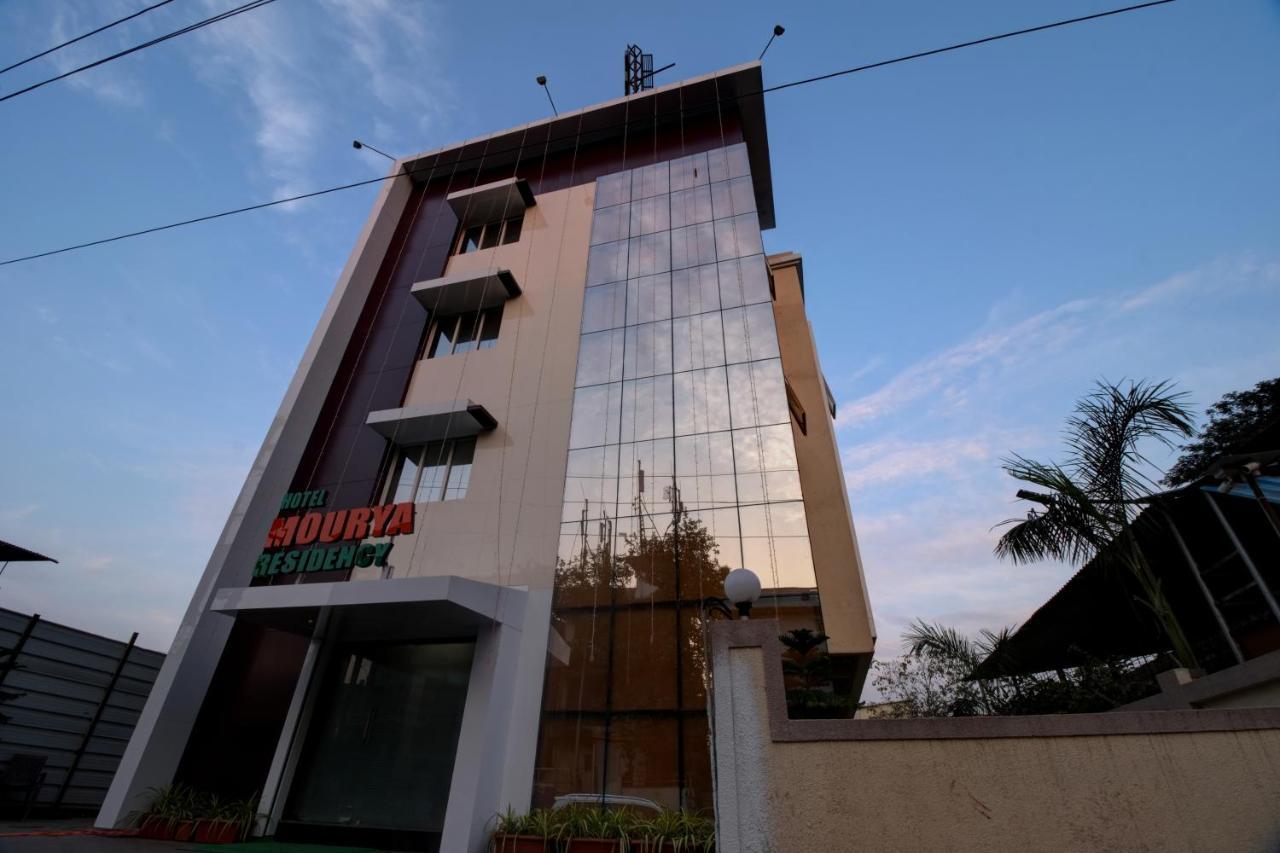 Hotel Mourya Residency Navi Mumbai Eksteriør bilde